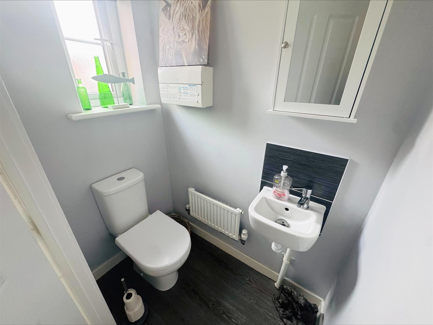 Clos Y Nant, Carway, Kidwelly, SA17 4JH